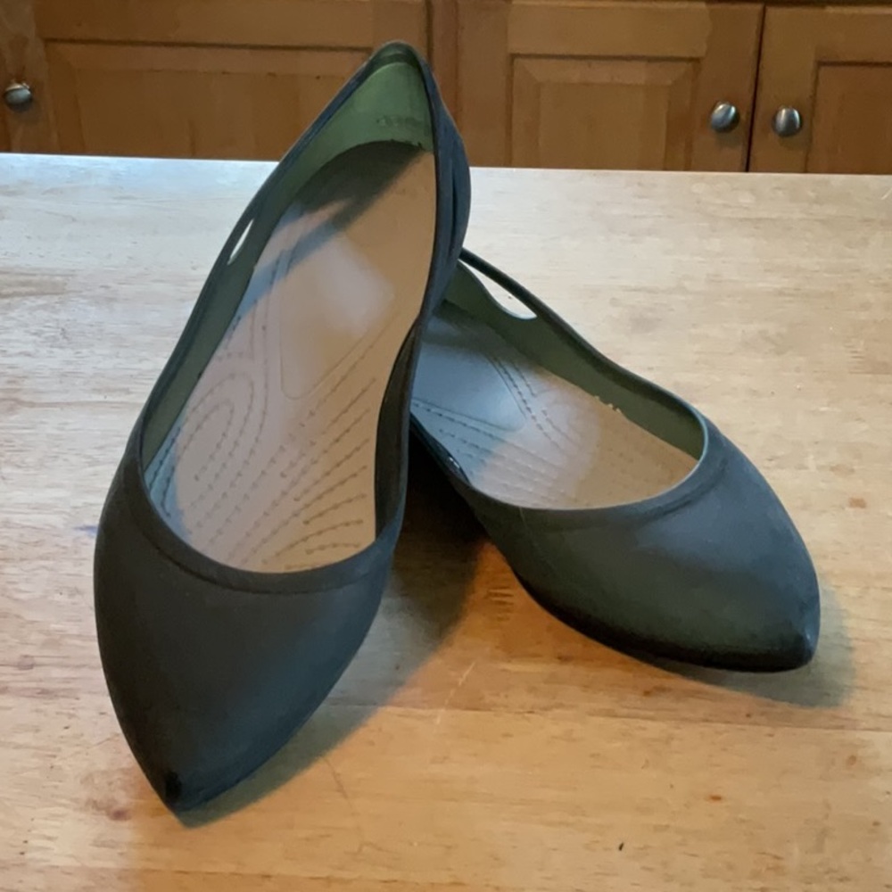 Crocs ballet flats size 8